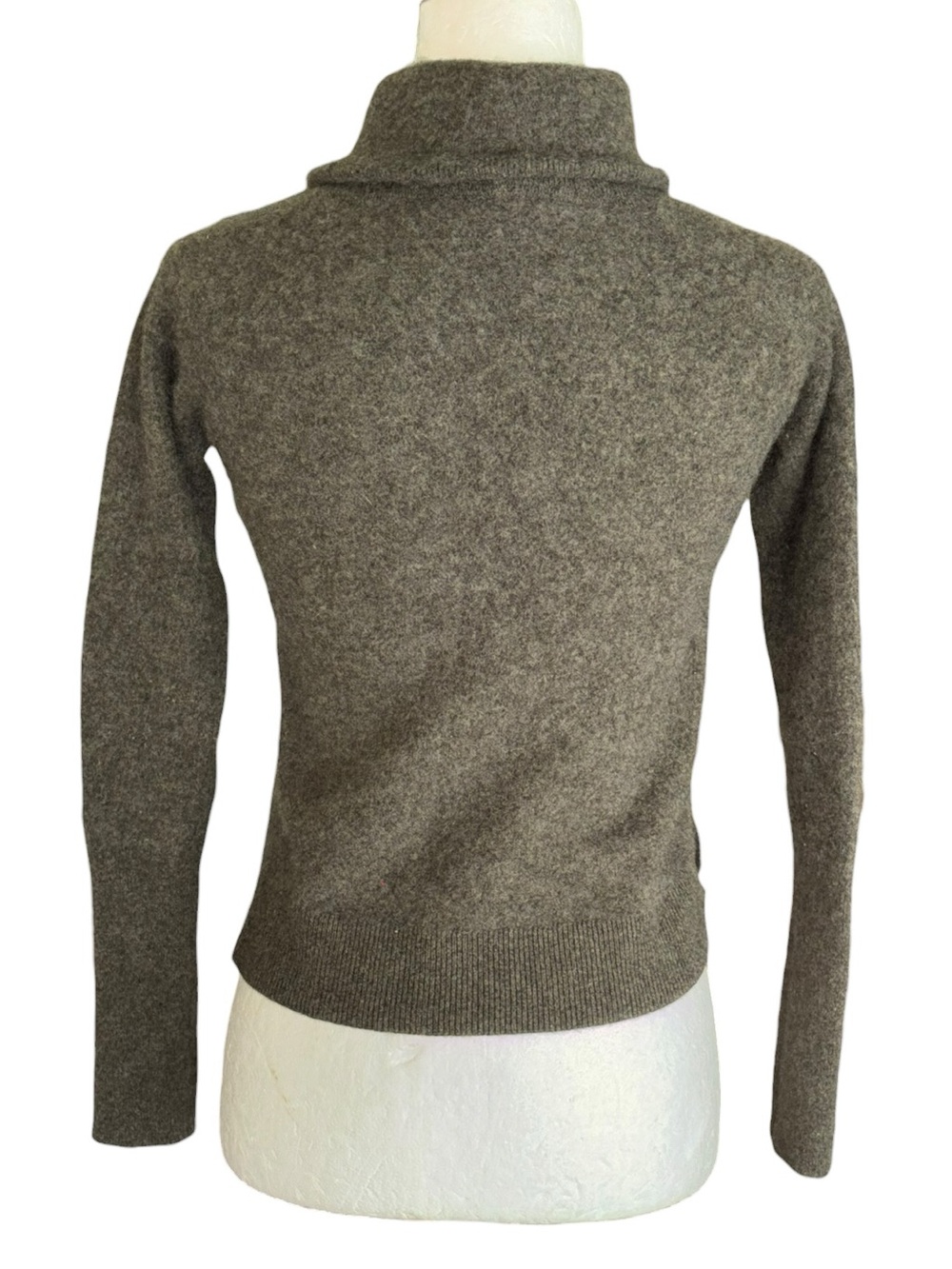 Veronica Beard Oliver Cashmere Funnel Neck Cropped Sweater in Army Green - S - Picture 9 of 14